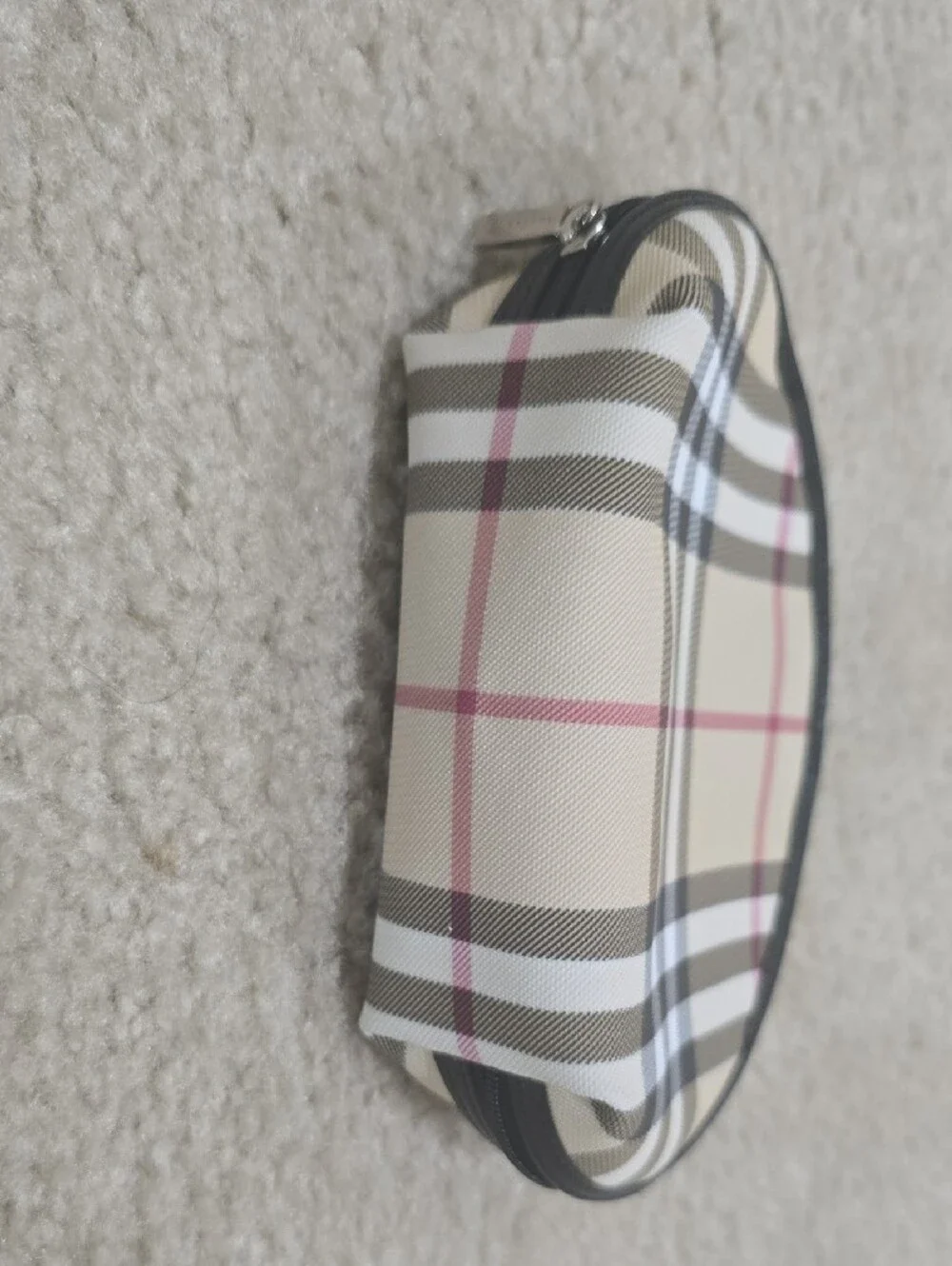 Burberry Plaid Oval Cosmetic Case in Beige and Black